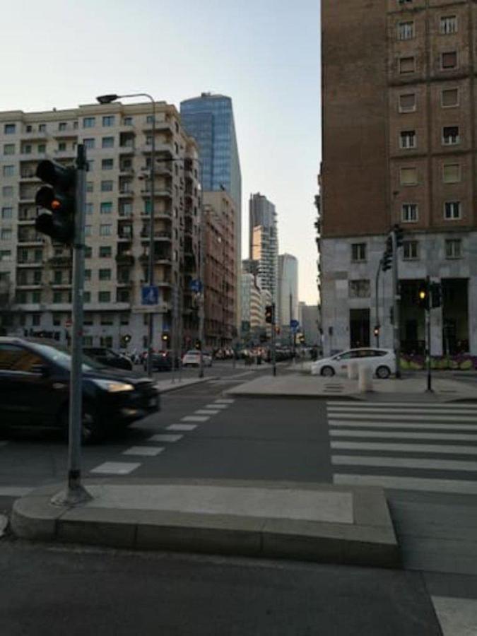 Suite Metro Stazione Centrale / Repubblica Milánó Kültér fotó